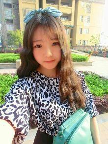 吃瓜女大学生网红是谁,吃瓜女大学生网红背后的故事